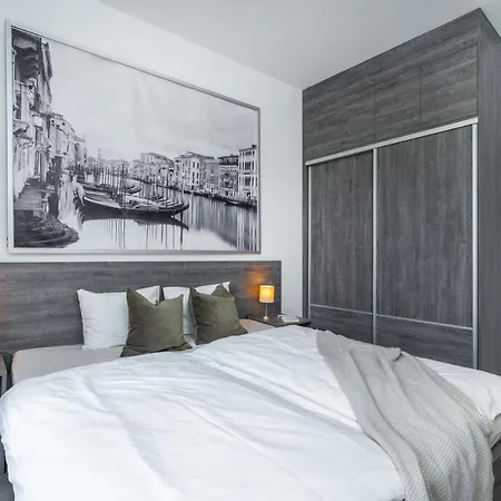 아파트 Rentero Wenceslas Square Apartment,