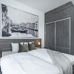 Διαμέρισμα Rentero Wenceslas Square Apartment,